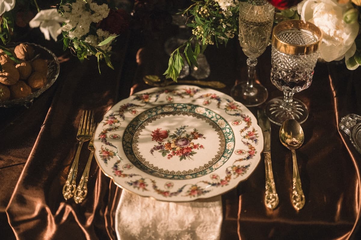 A Romantic Spring Wedding at the Caramoor Estate photo 4