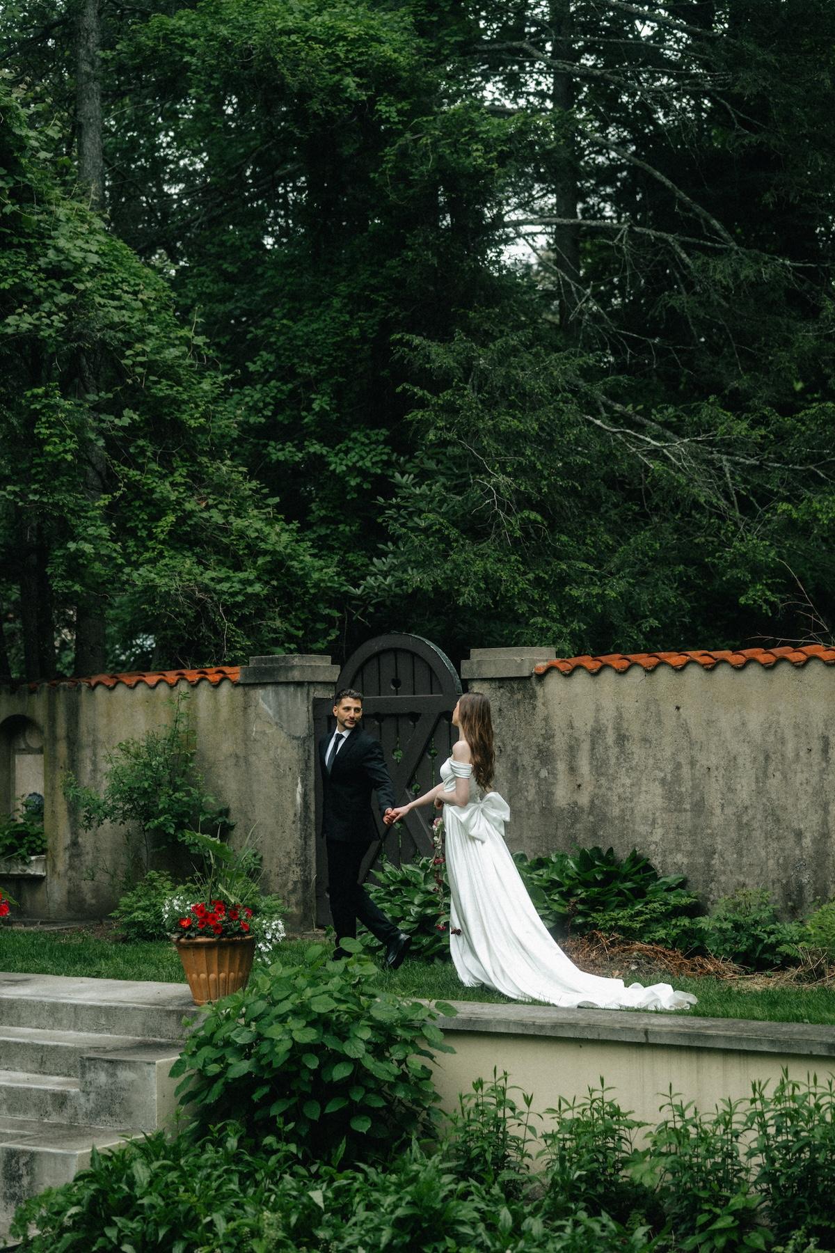 A Romantic Spring Wedding at the Caramoor Estate 54