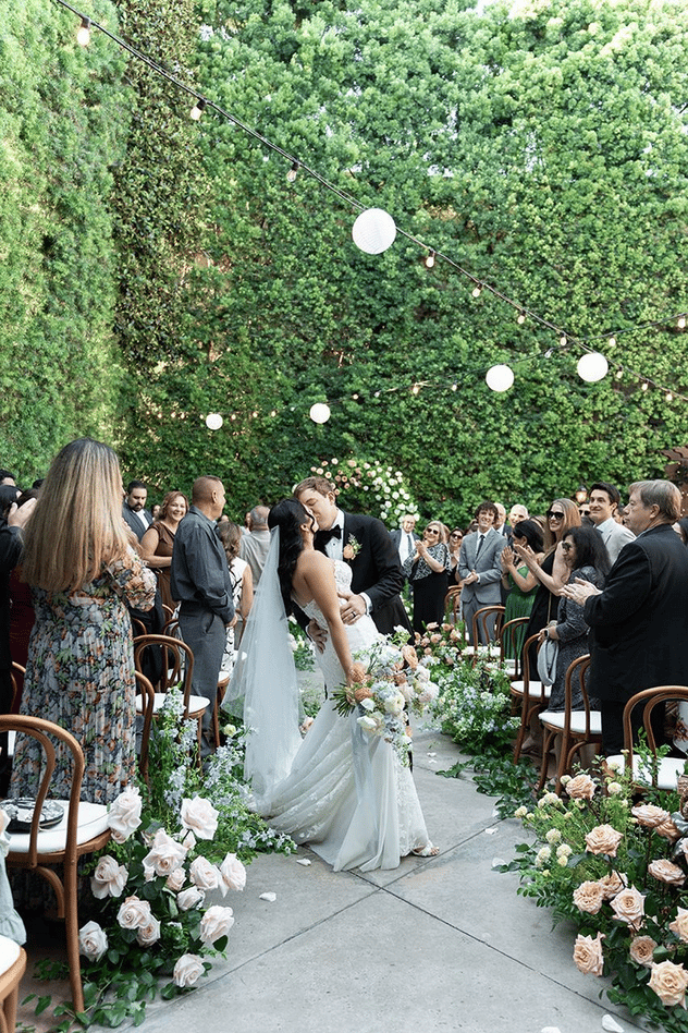 Sarah Zambrano & Kevin Keller's wedding 14