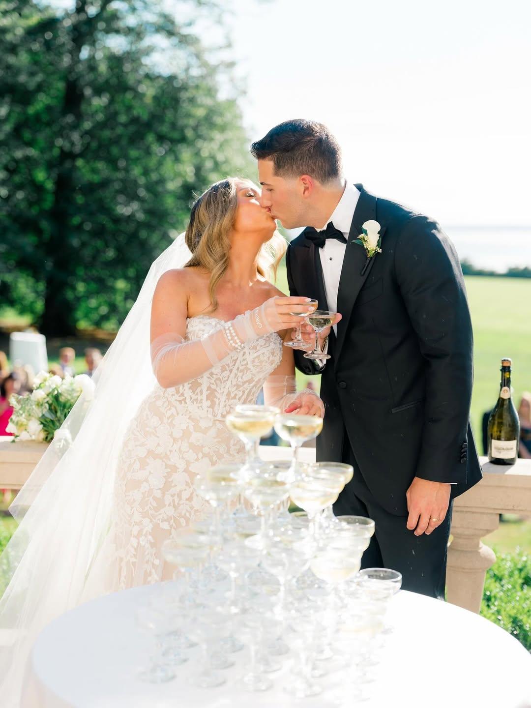 Gabrielle Ramos & Jared Ramos's wedding 10