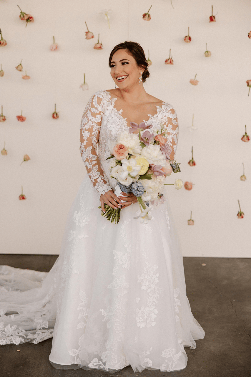 An Elegant Spring Affair in the Vineyards at Harrow Cellars photo 2
