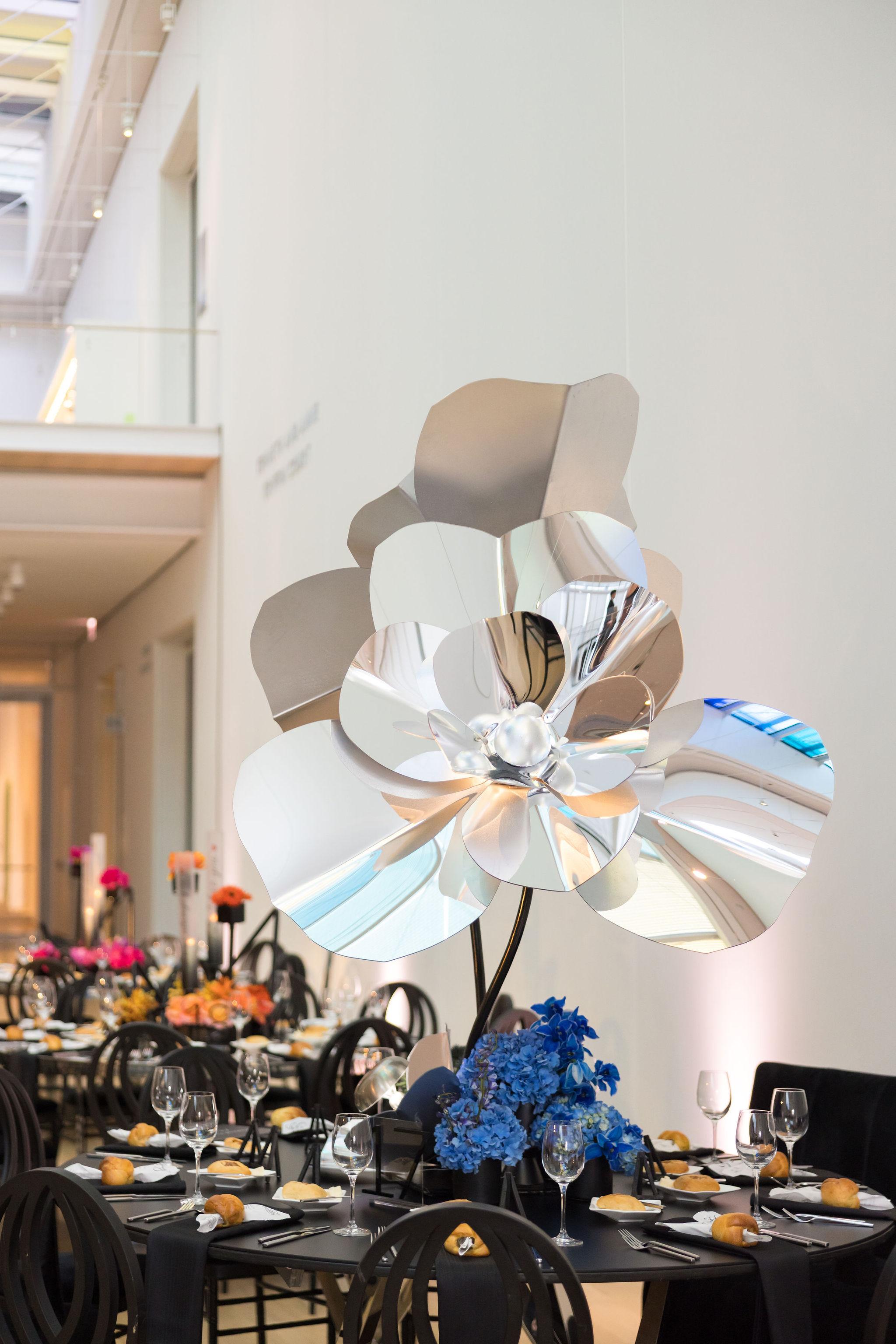 A Non-Traditional Summer Wedding at The Art Institute of Chicago 26