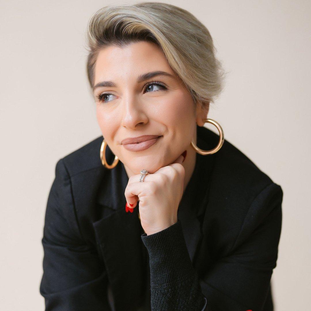 Ali Lomazzo Beauty