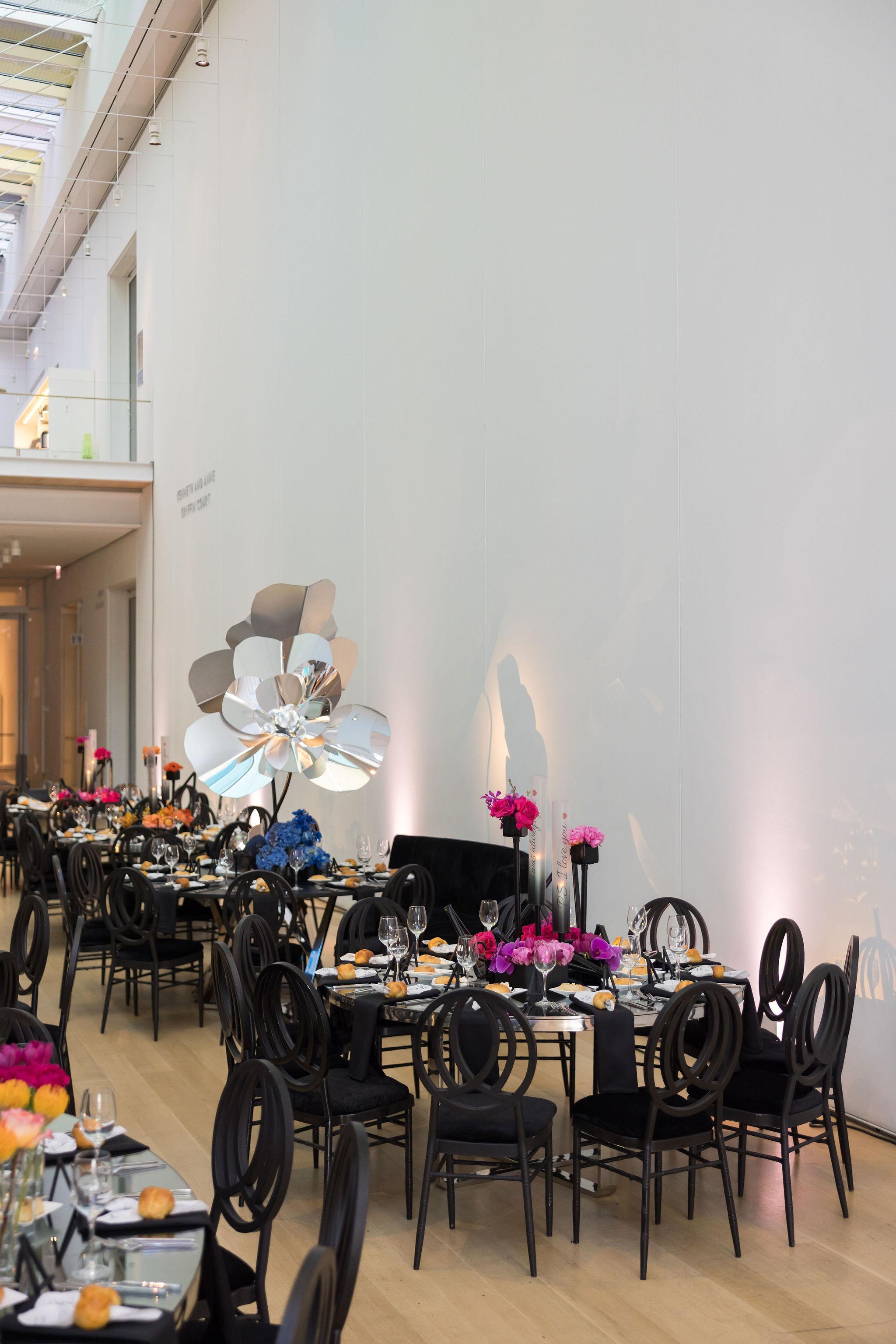 A Non-Traditional Summer Wedding at The Art Institute of Chicago 23
