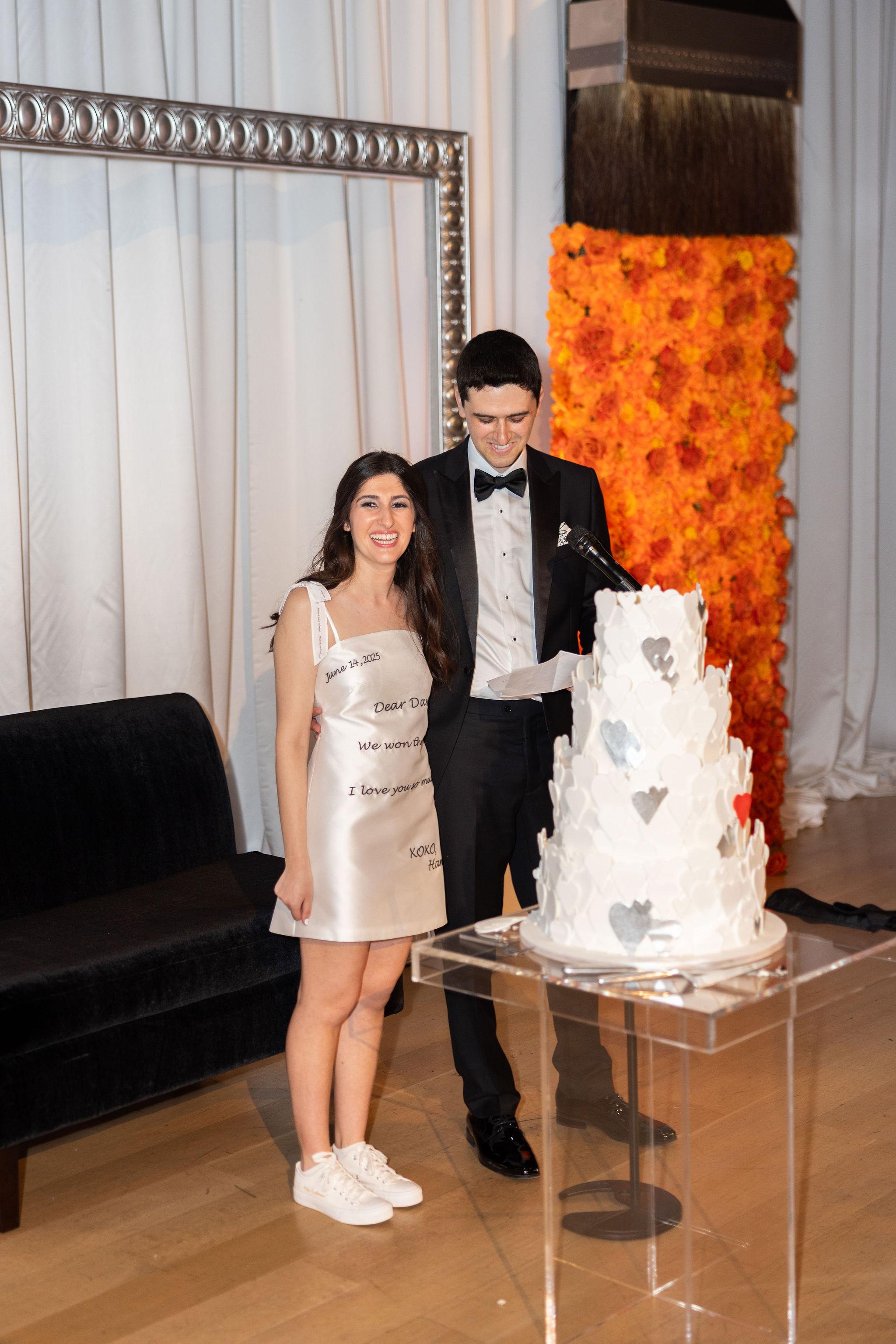 A Non-Traditional Summer Wedding at The Art Institute of Chicago 48