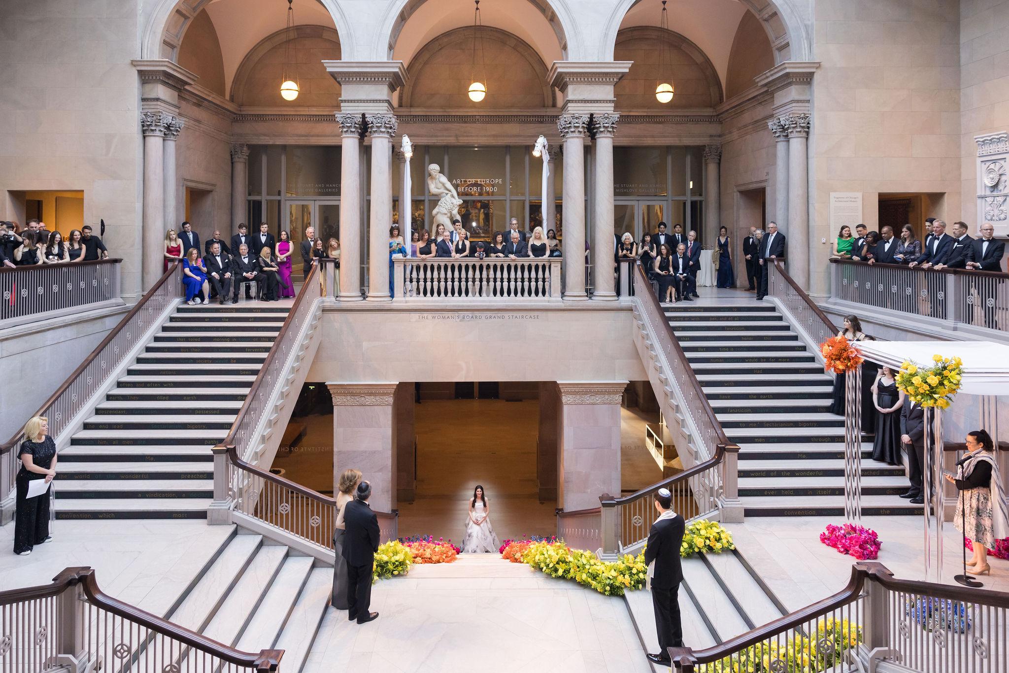 A Non-Traditional Summer Wedding at The Art Institute of Chicago 1