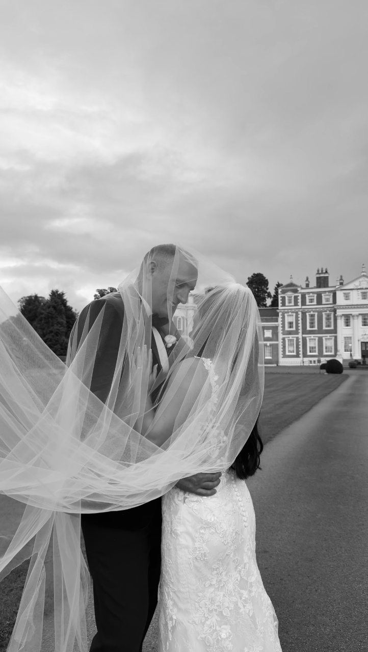 Sophie Clarke & Fraser Clarke's wedding-image-6