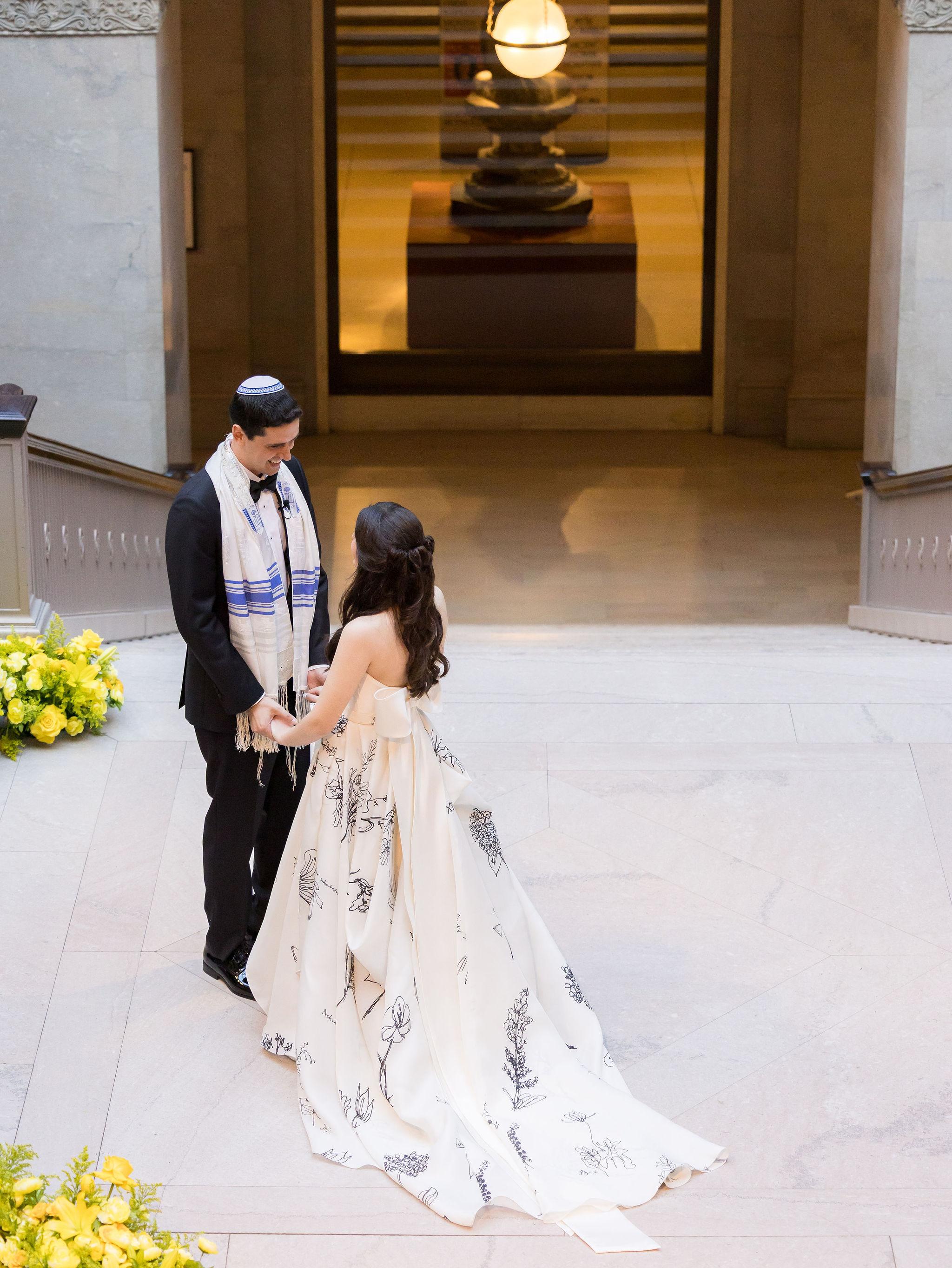 A Non-Traditional Summer Wedding at The Art Institute of Chicago 49