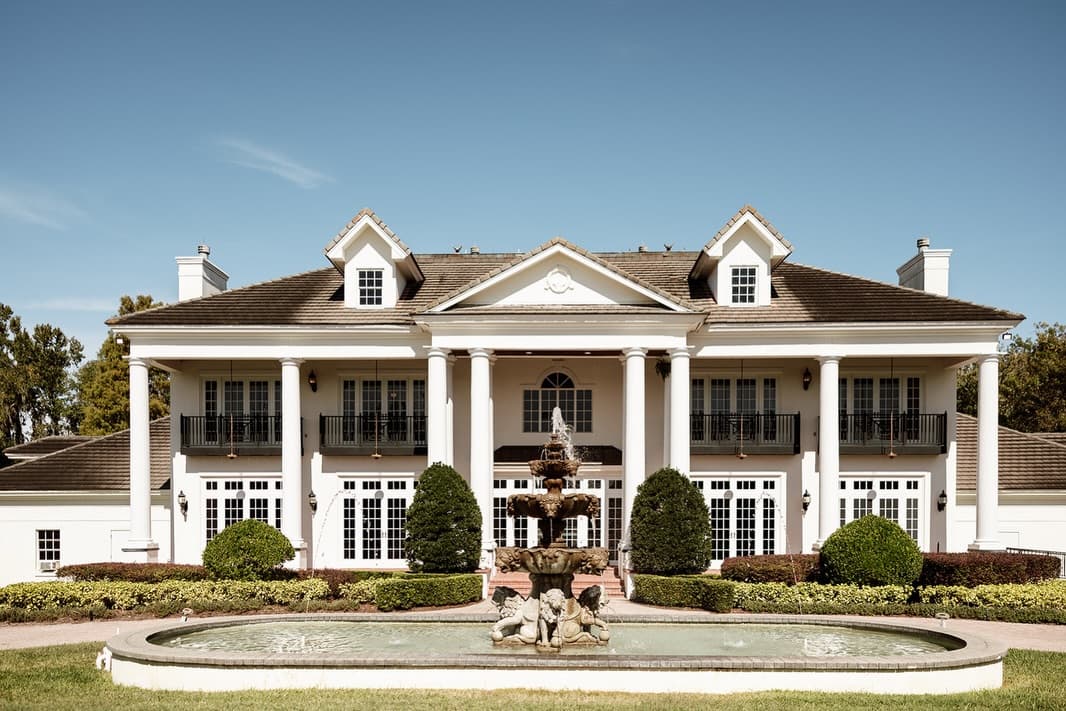 Luxmore Grande Estate