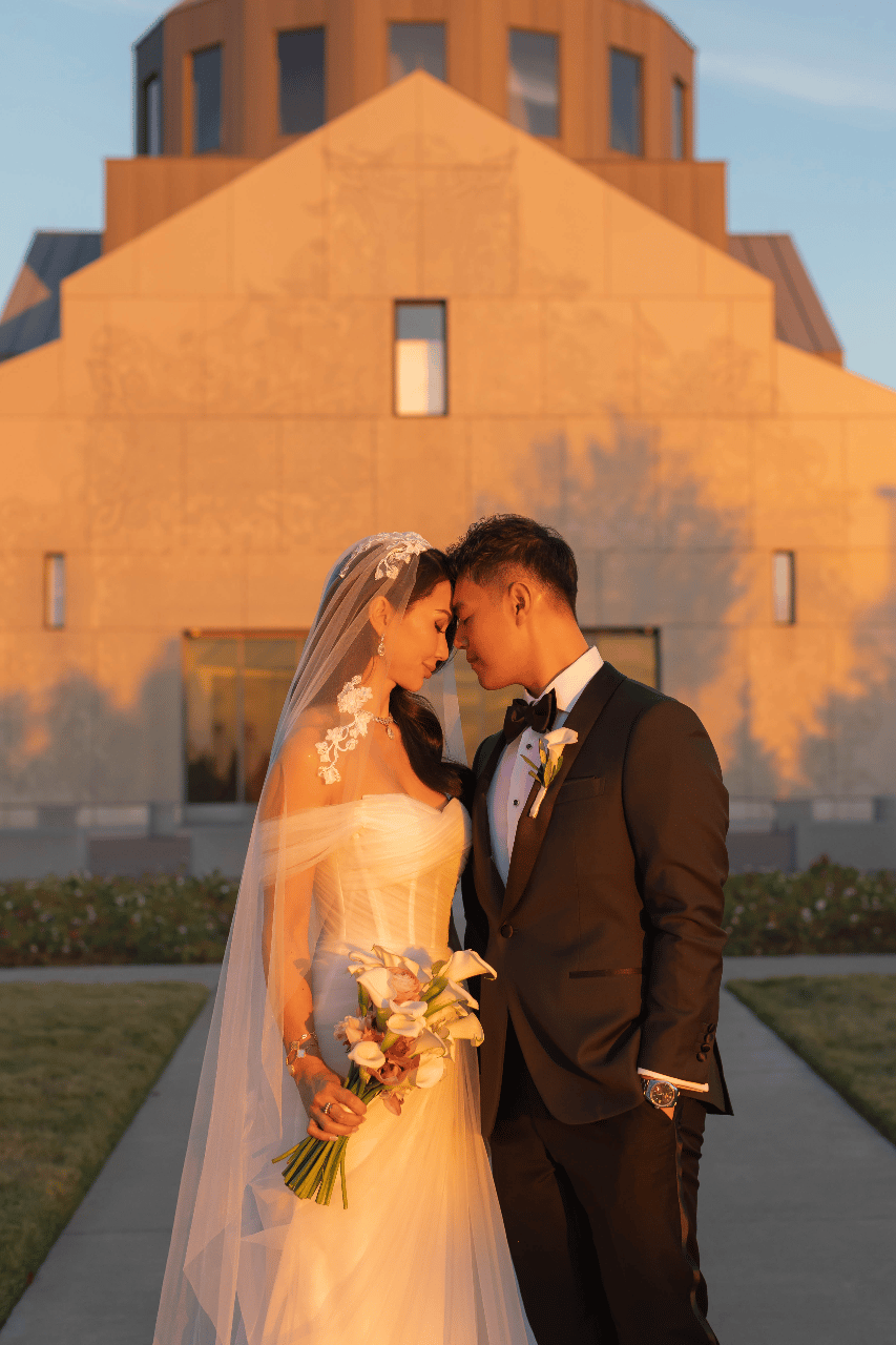 Radiant Romance at Dallas’ Hall of Lights