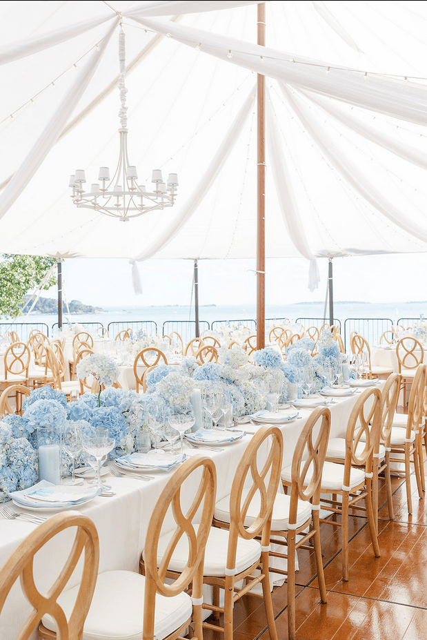 Effortless Elegance in a Modern Coastal Setting 40