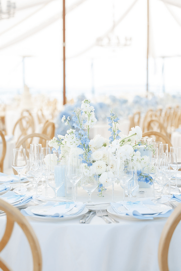 Effortless Elegance in a Modern Coastal Setting 29