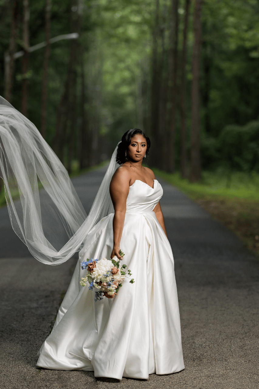 A Graceful and Effortlessly Elegant Riverview Wedding photo 3