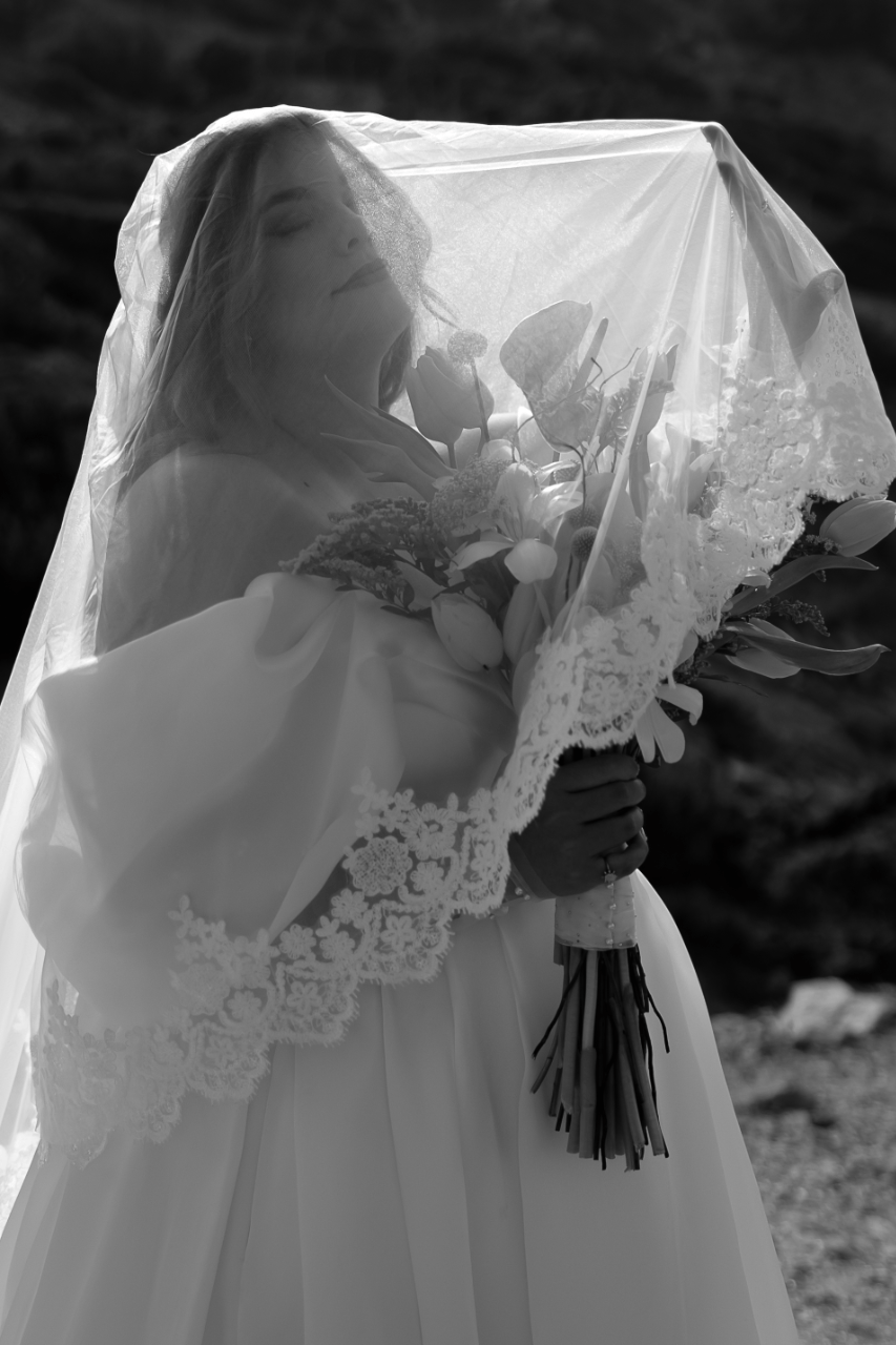 An Intimate Autumn Wedding by the Sun-Kissed Greek Coast photo 2