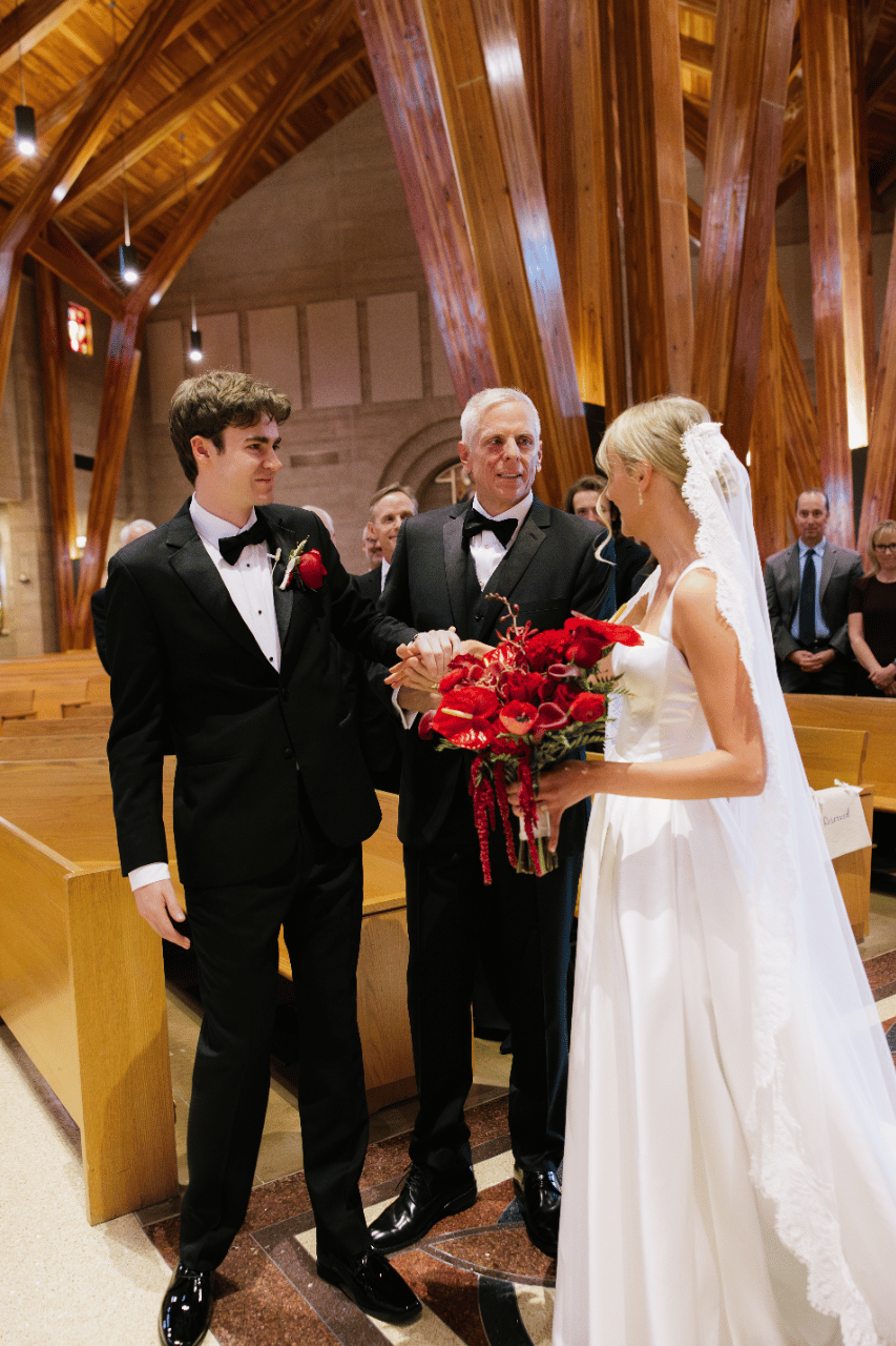 Sacred Vows and Classic Style on a Winter Afternoon photo 3