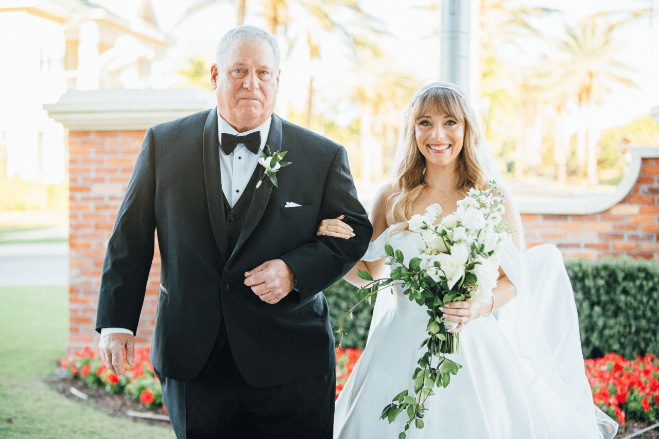 A Whimsical Romance Unfolds at the Belleview Inn photo 5