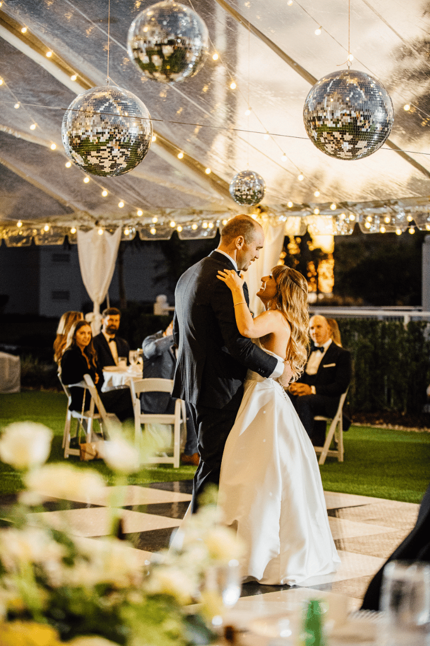 A Whimsical Romance Unfolds at the Belleview Inn