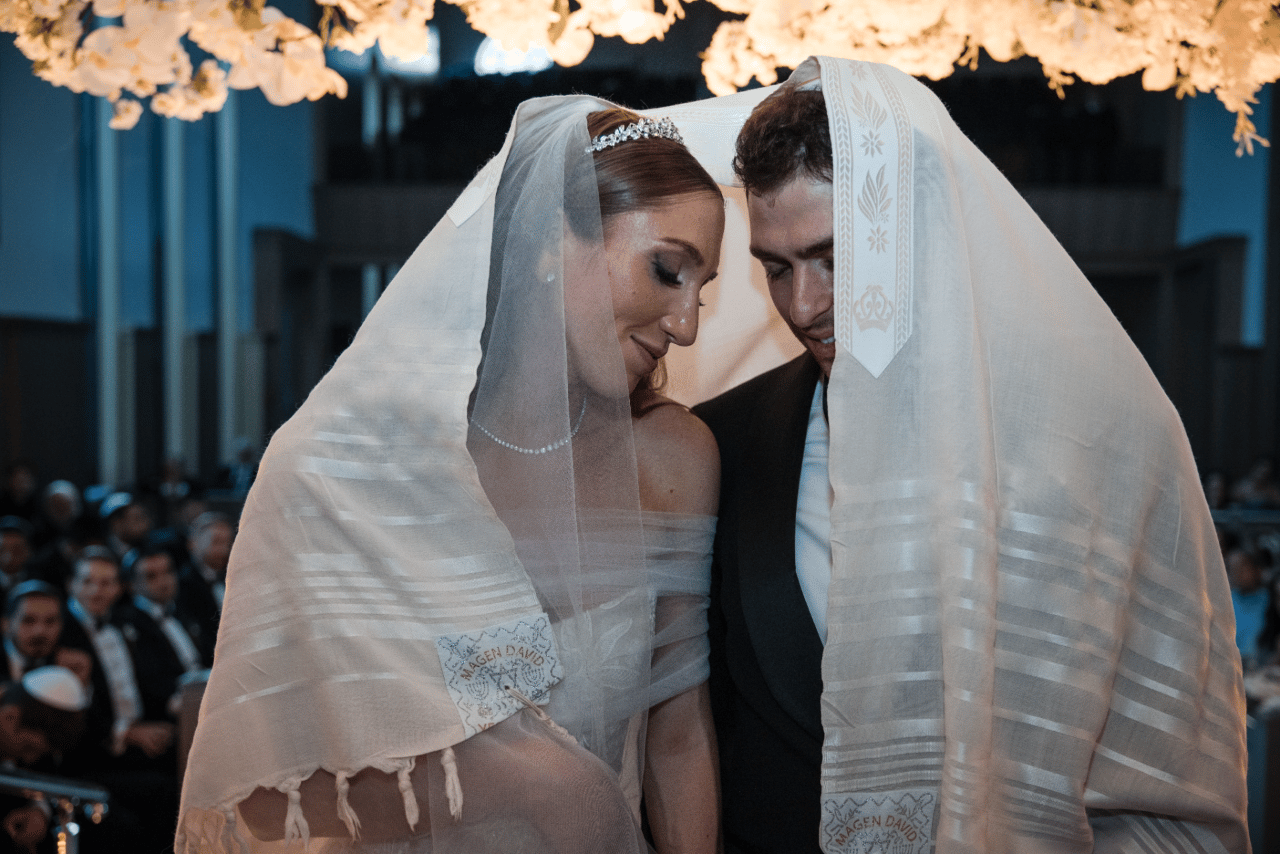 Kinneret Rosen & Gordon Adelson's wedding-image-17