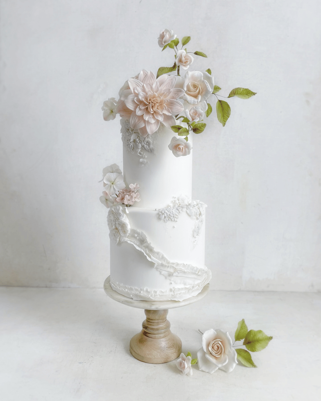 Petite Fleur Cake portfolio 3