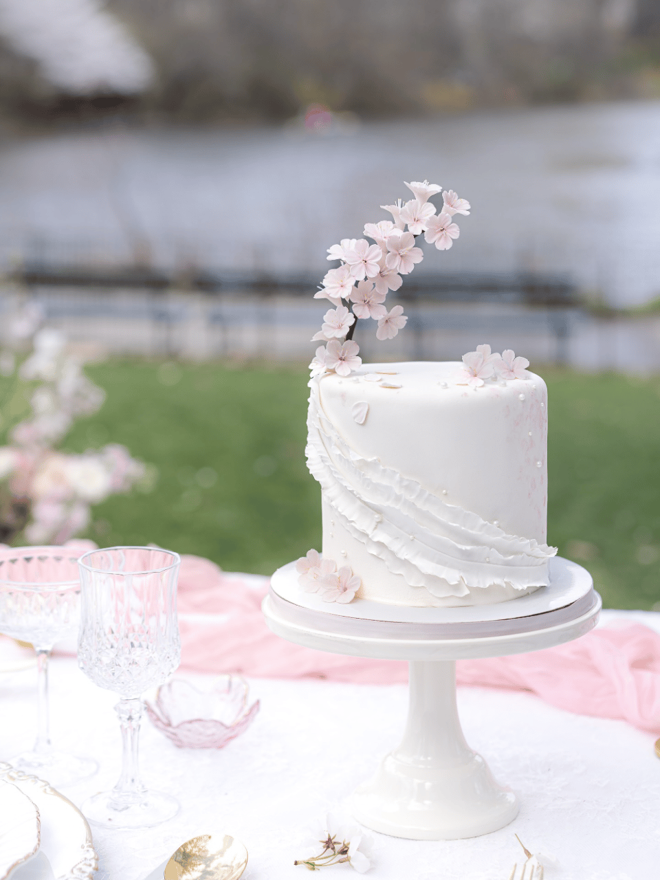 Petite Fleur Cake portfolio 1