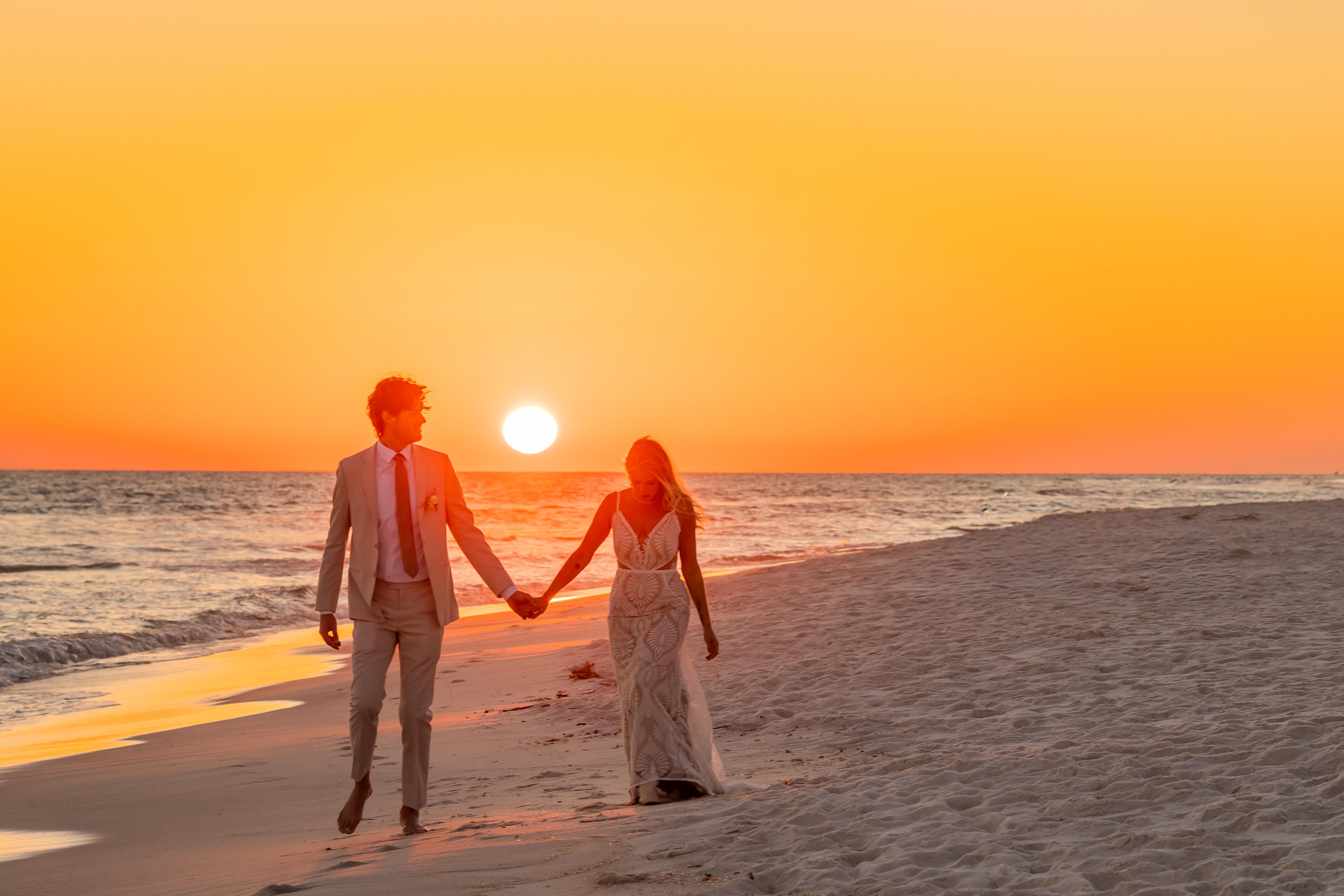 A Serene and Romantic Seaside “I Do” at The Pensacola Beach Resort