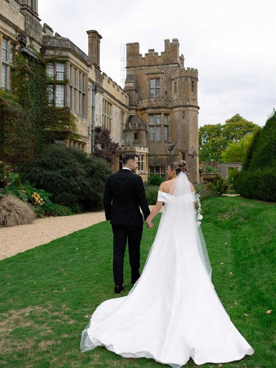 Dress Dreams Bridal Boutique portfolio 5