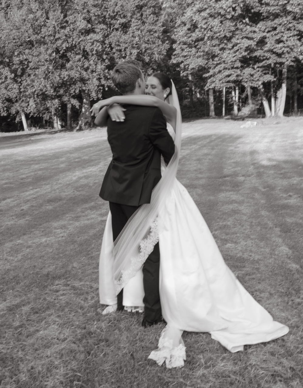 Oval Ceremony Romance at Windwood Equestrian photo 2