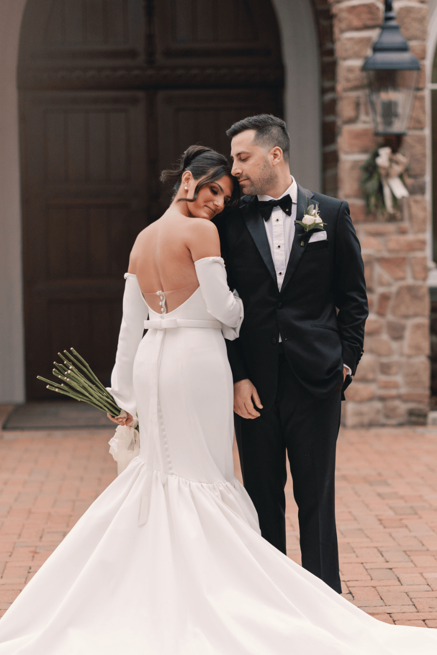 Neutral Hues and Timeless Vows at Park Savoy Estate