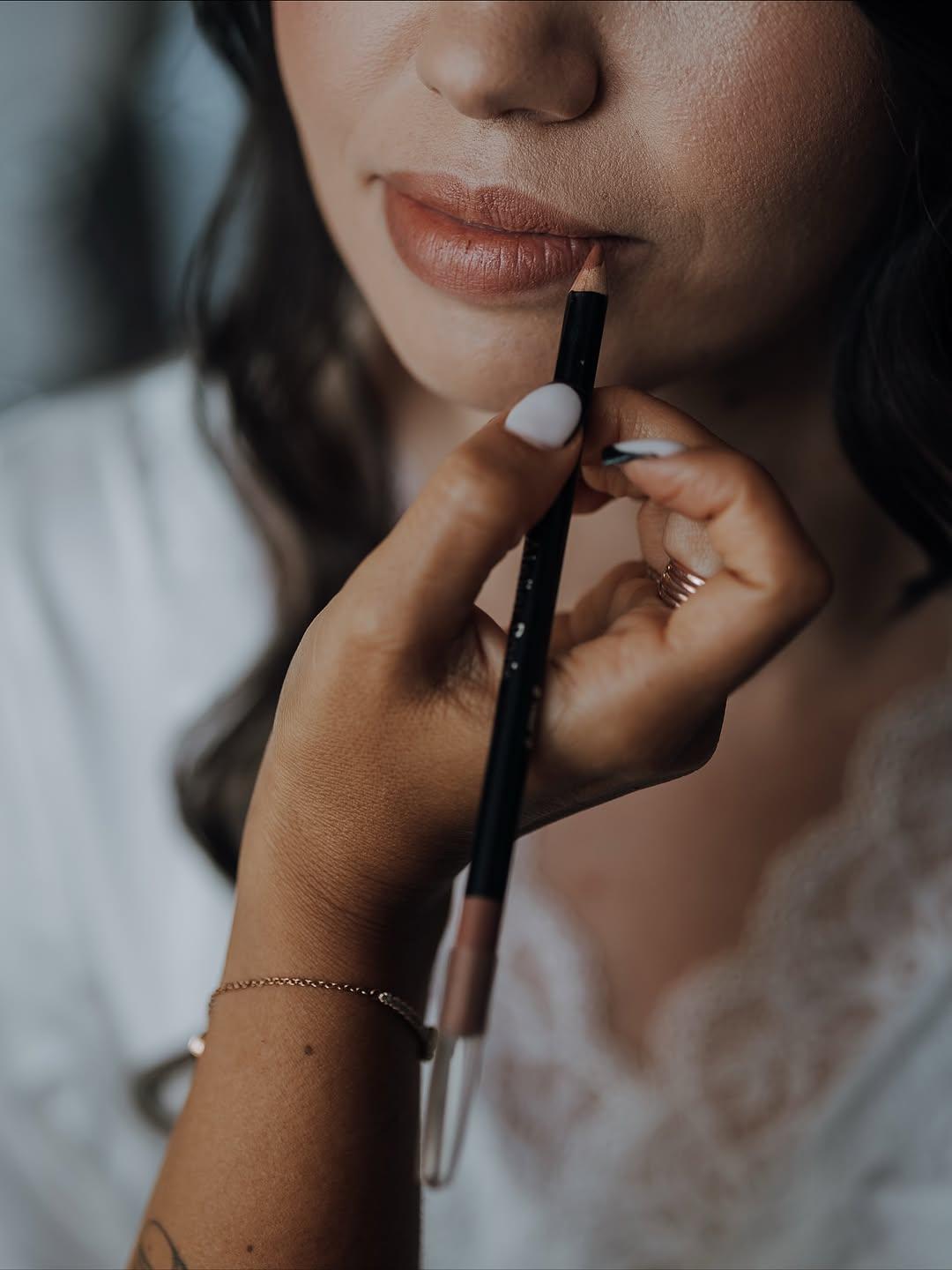 B-Lust Hair & Make-up
