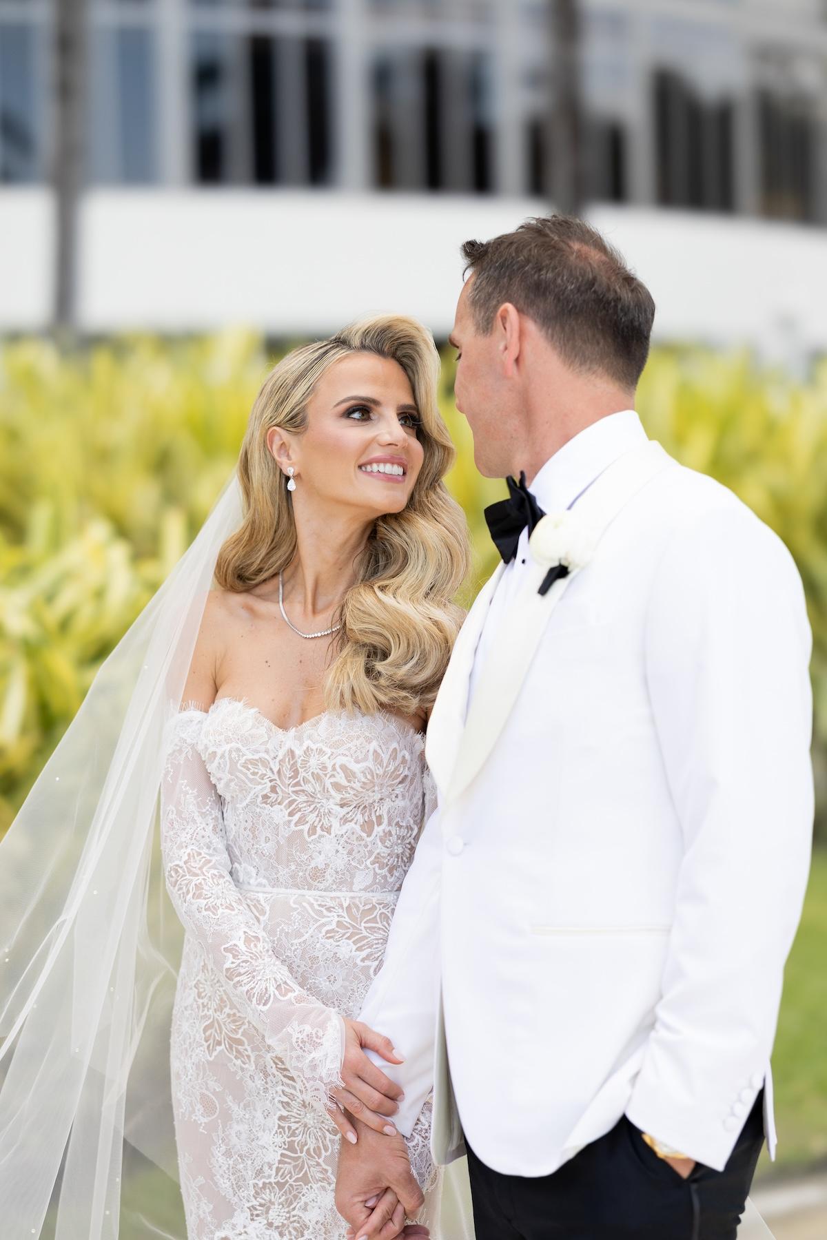 A Glamorous Fall Wedding at the St. Regis Bal Harbour 15