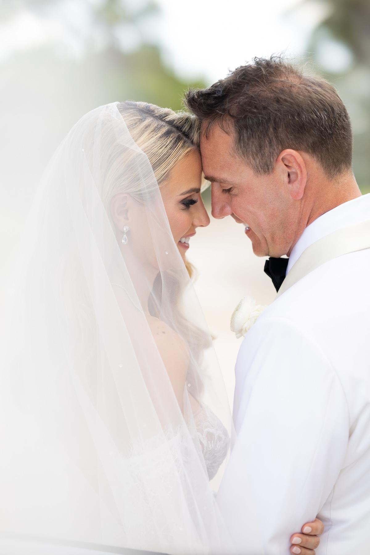 A Glamorous Fall Wedding at the St. Regis Bal Harbour 9