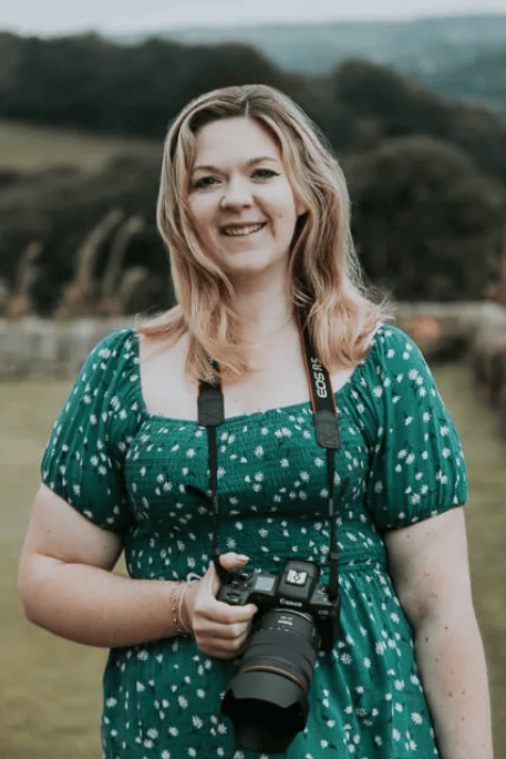 Laura J Clowes Photography