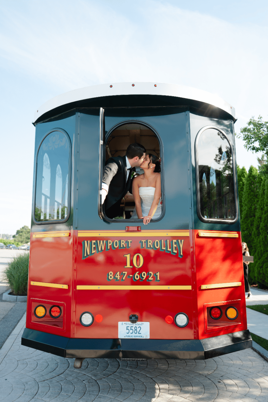 A Coastal Wedding Weekend in Newport at Belle Mer