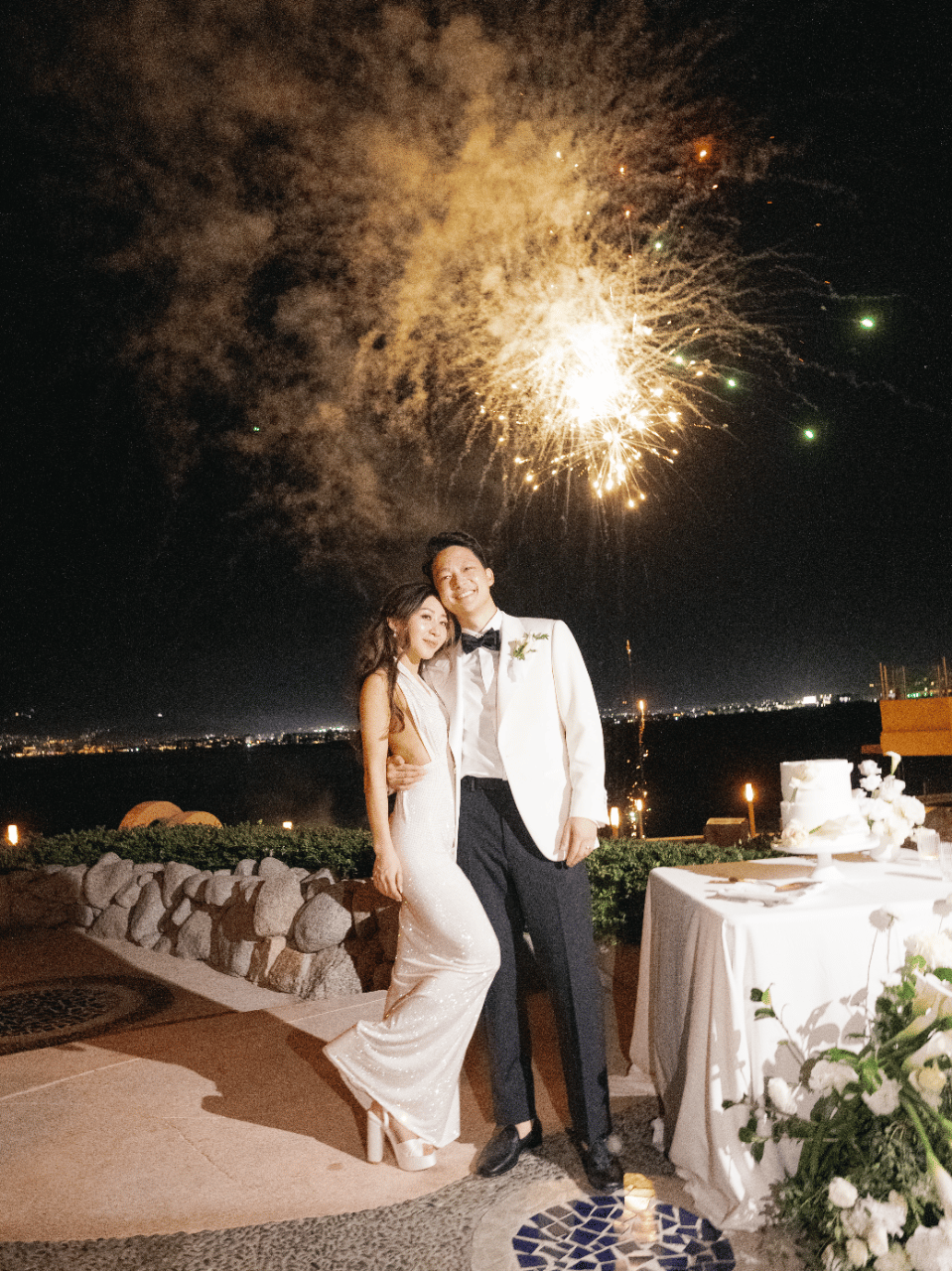 Ocean’s Edge Romance: Coastal Sophistication