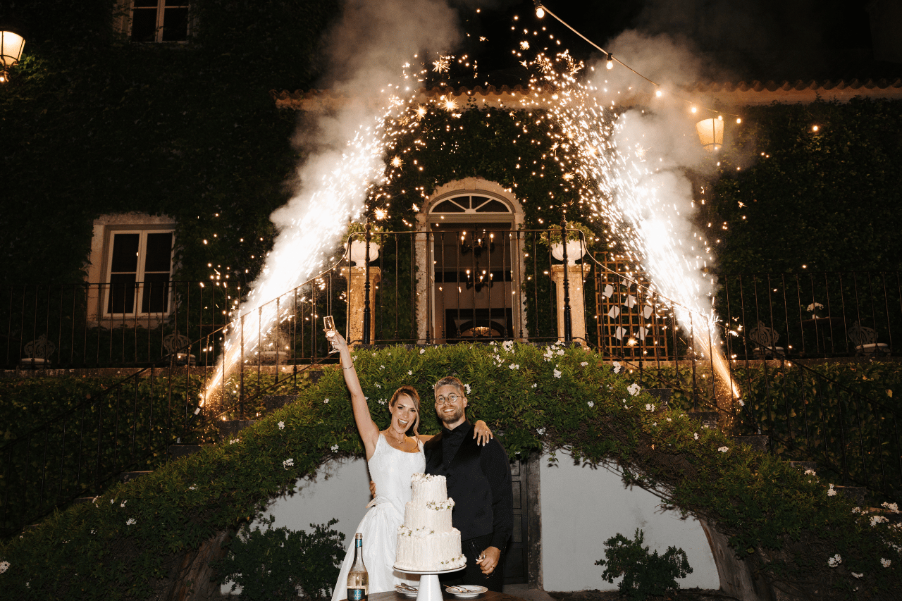 Sun-Kissed Romance at a Historic Portuguese Estate