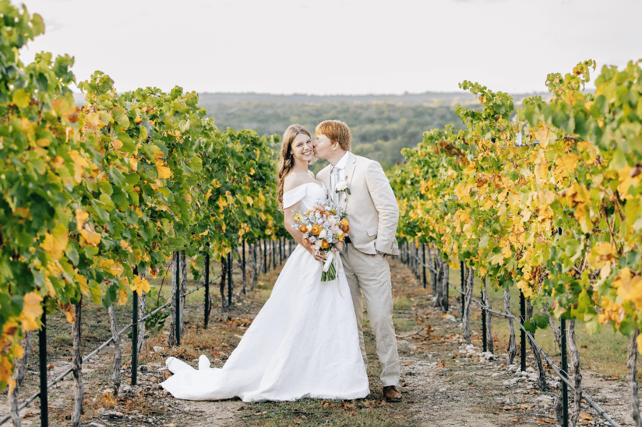 Kenzie Winter & Carson Holmes's wedding-image-36