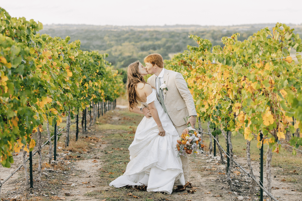 Kenzie Winter & Carson Holmes's wedding-image-35