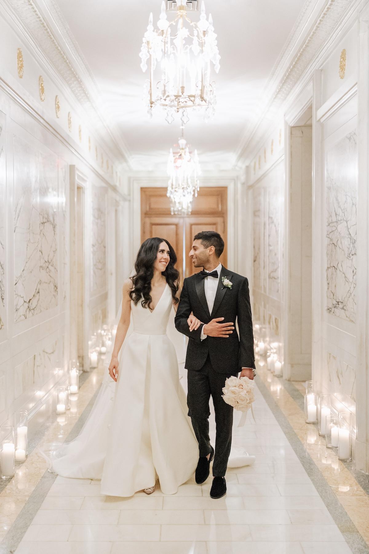 A Classic Spring Wedding at the St. Regis 21