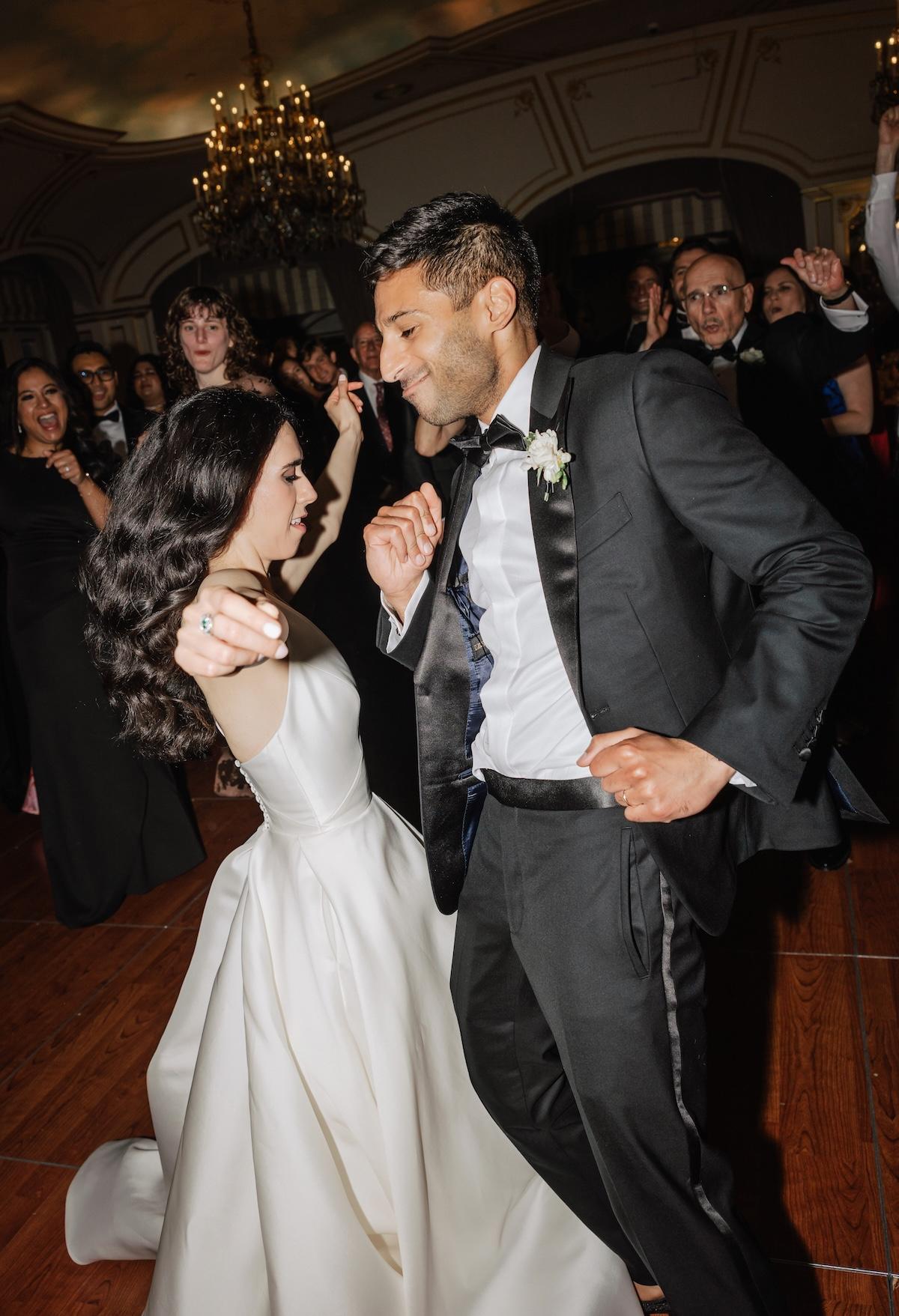 A Classic Spring Wedding at the St. Regis 33