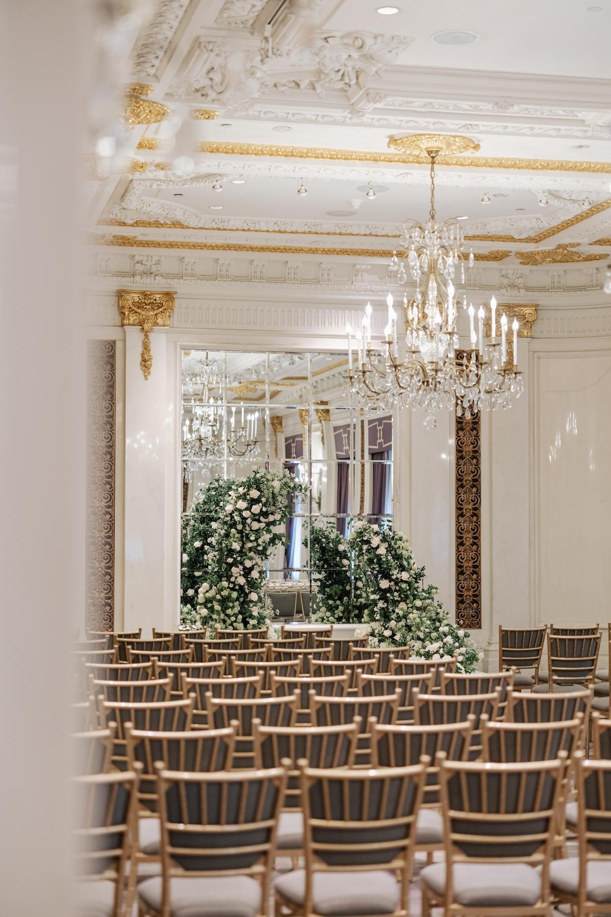 A Classic Spring Wedding at the St. Regis 45