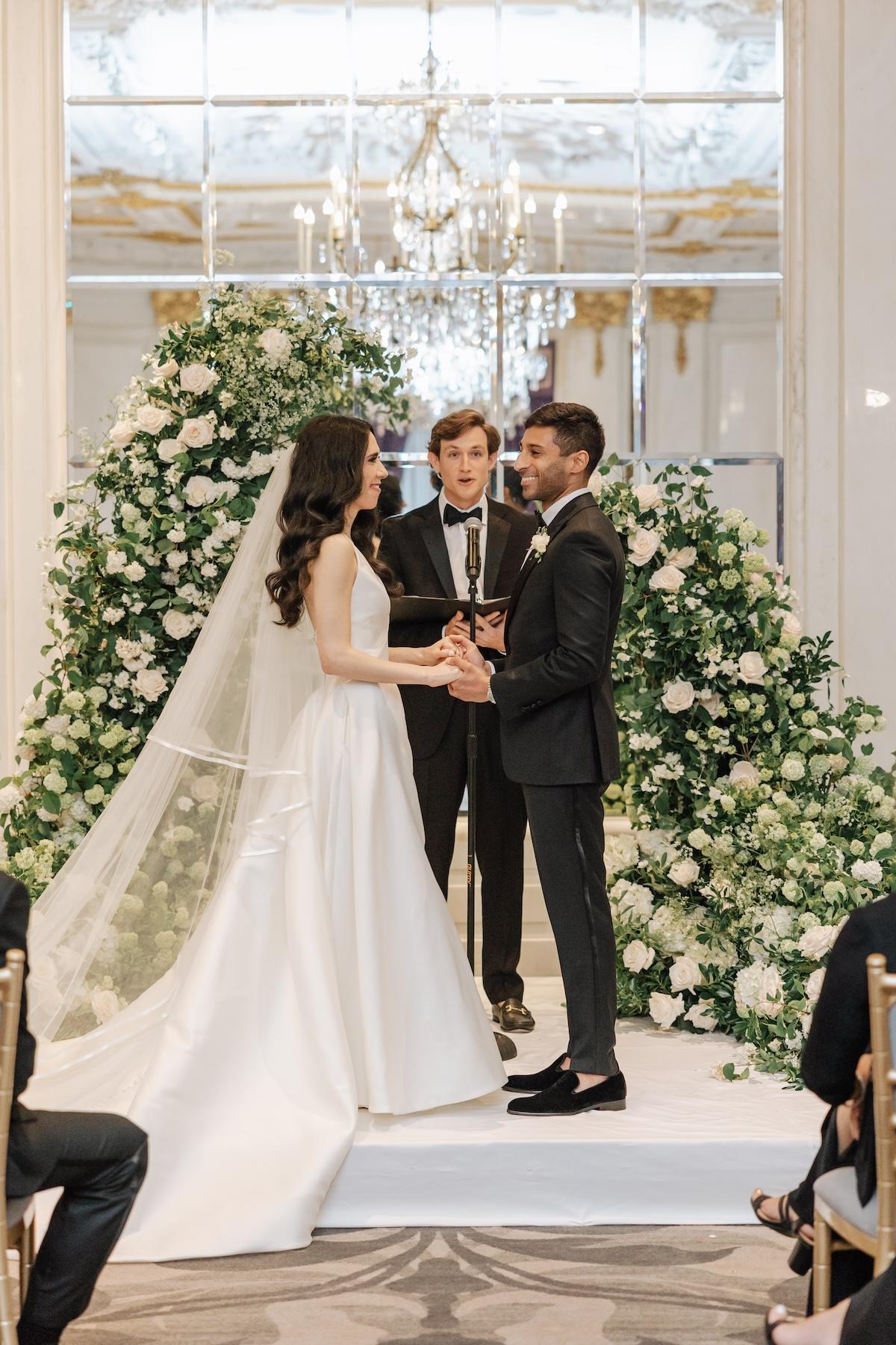 A Classic Spring Wedding at the St. Regis 48