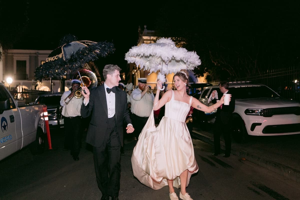 A Romantic Spring Wedding at Latrobe's on Royal 7