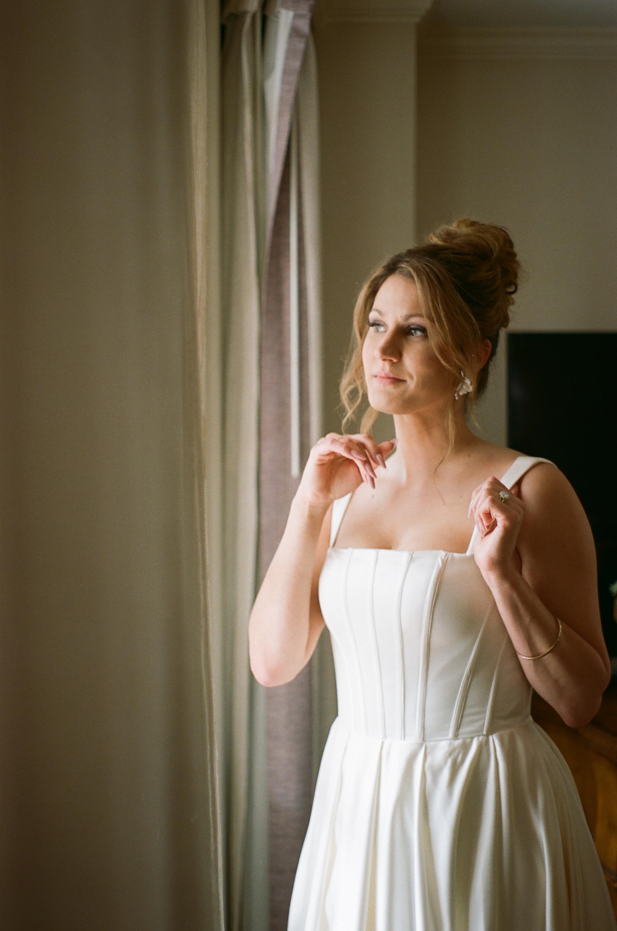 A Romantic Spring Wedding at Latrobe's on Royal photo 2