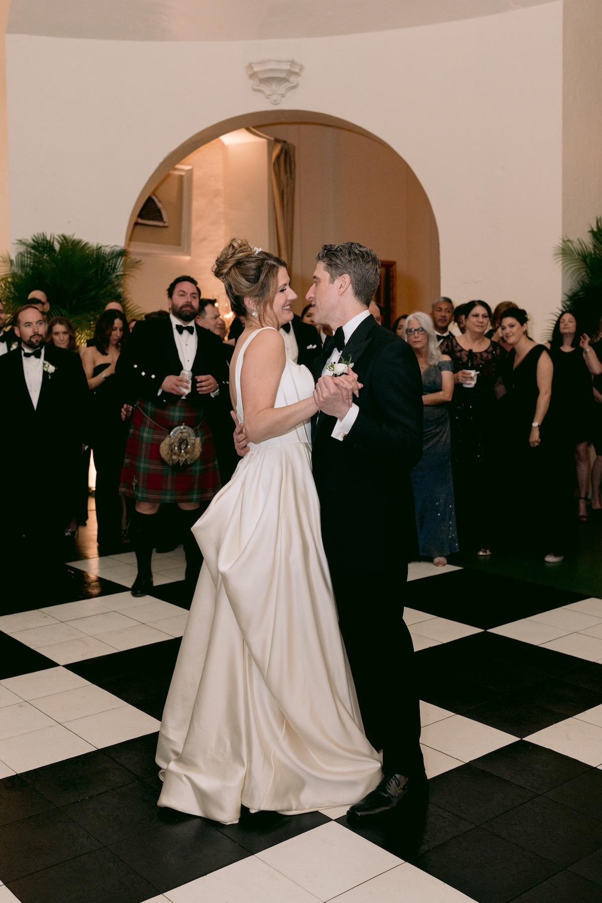A Romantic Spring Wedding at Latrobe's on Royal 31