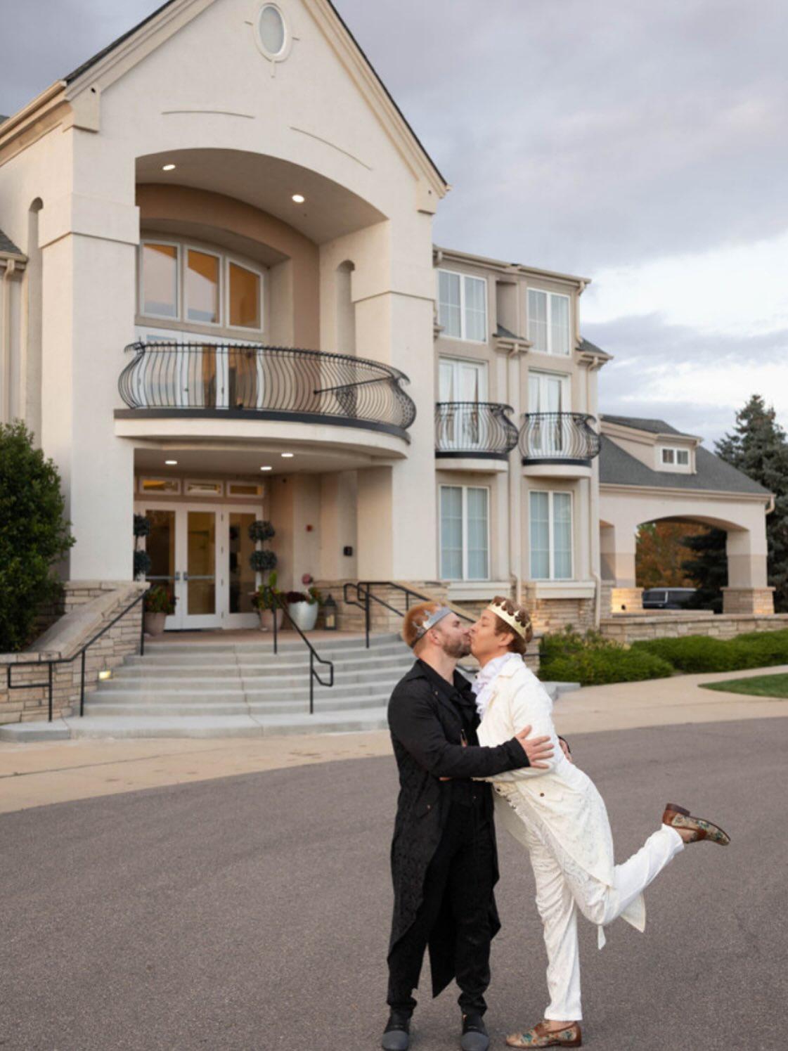 The Chateaux At Fox Meadows portfolio 1