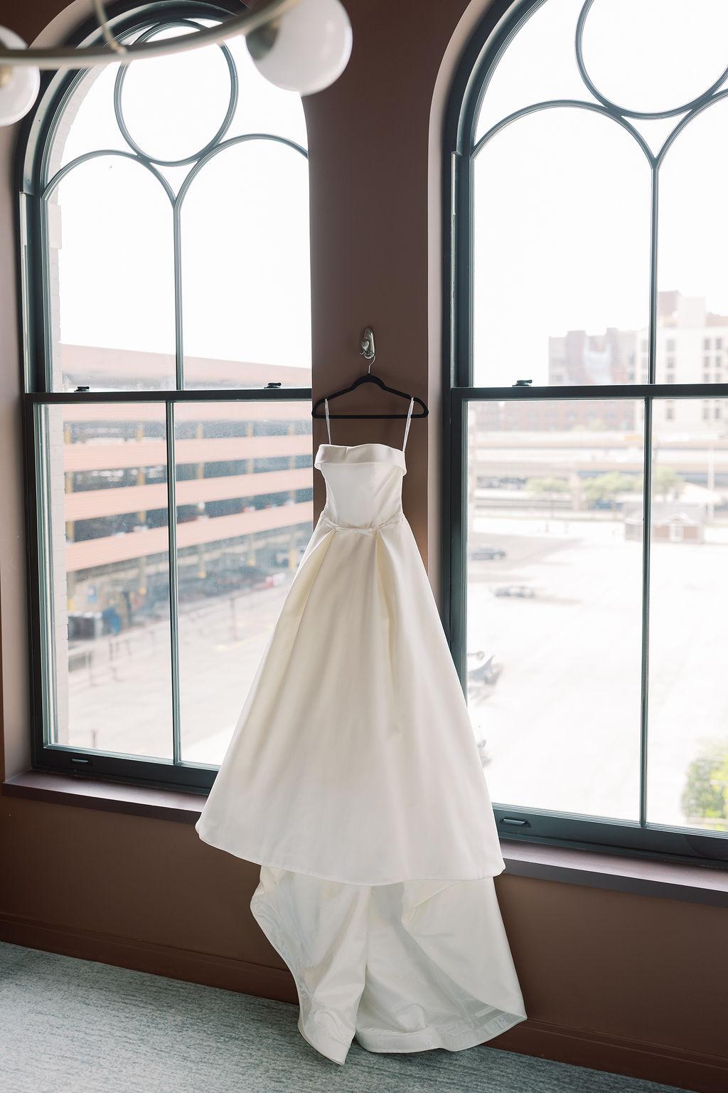 A Classic Summer Wedding at The Grain Exchange 65