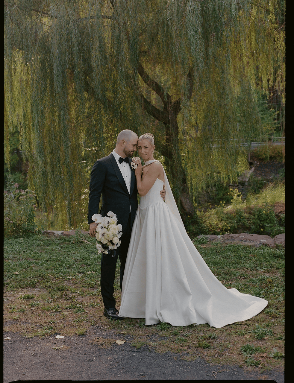 Verdant Hues & Quiet Luxury at The River House photo 3
