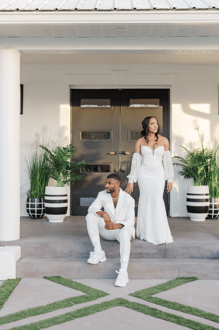 Elevated Autumn Romance at Corkscrew Weddings & Winery