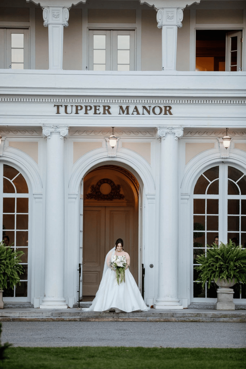 Tupper Manor