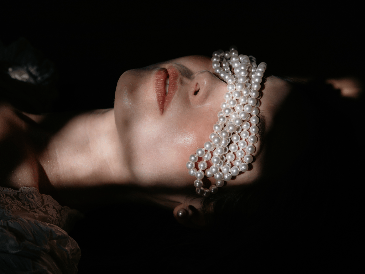Moments Unveiled - Content by Iman portfolio 4